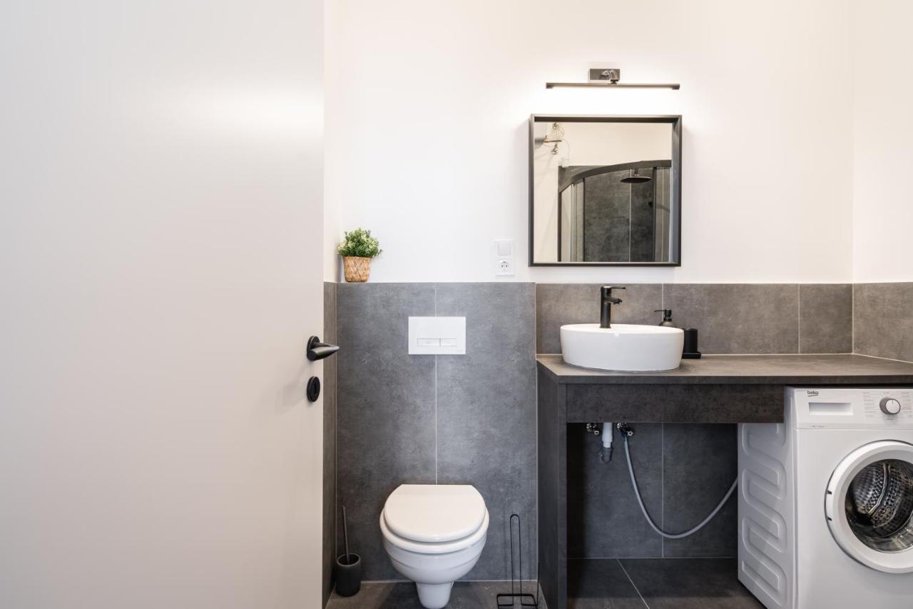 A62 - Akacfa Street Central Residence - Best Location By Bqa Будапеща Екстериор снимка